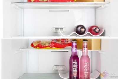 我們與“食”俱進(jìn) 美的三門冰箱高清圖賞